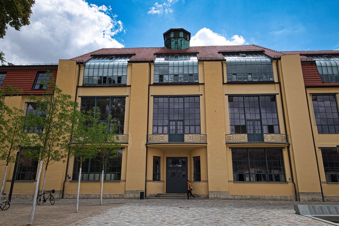 Hauptgebäude der Bauhaus-Uni